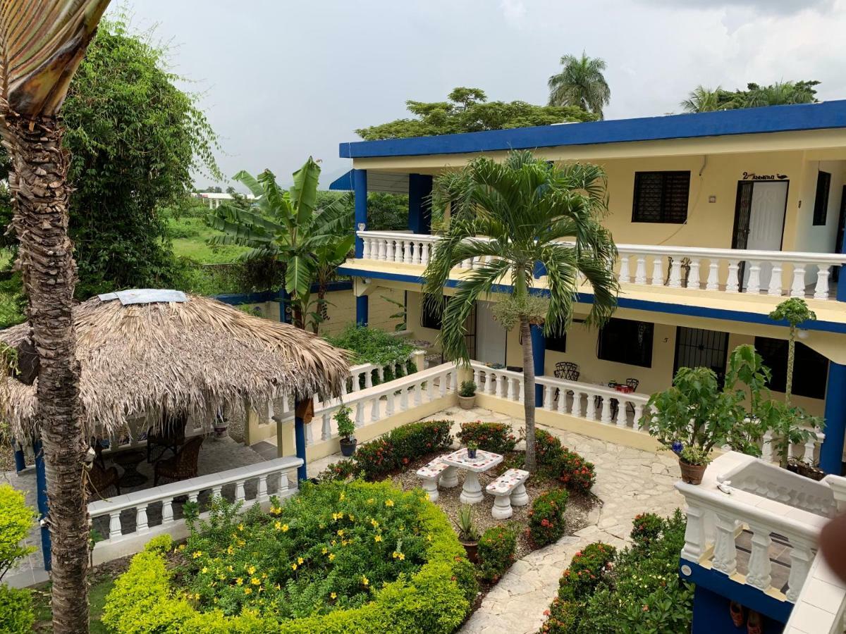 Sana El Jardin Secreto Albergue Santiago De Los Caballeros Exterior foto